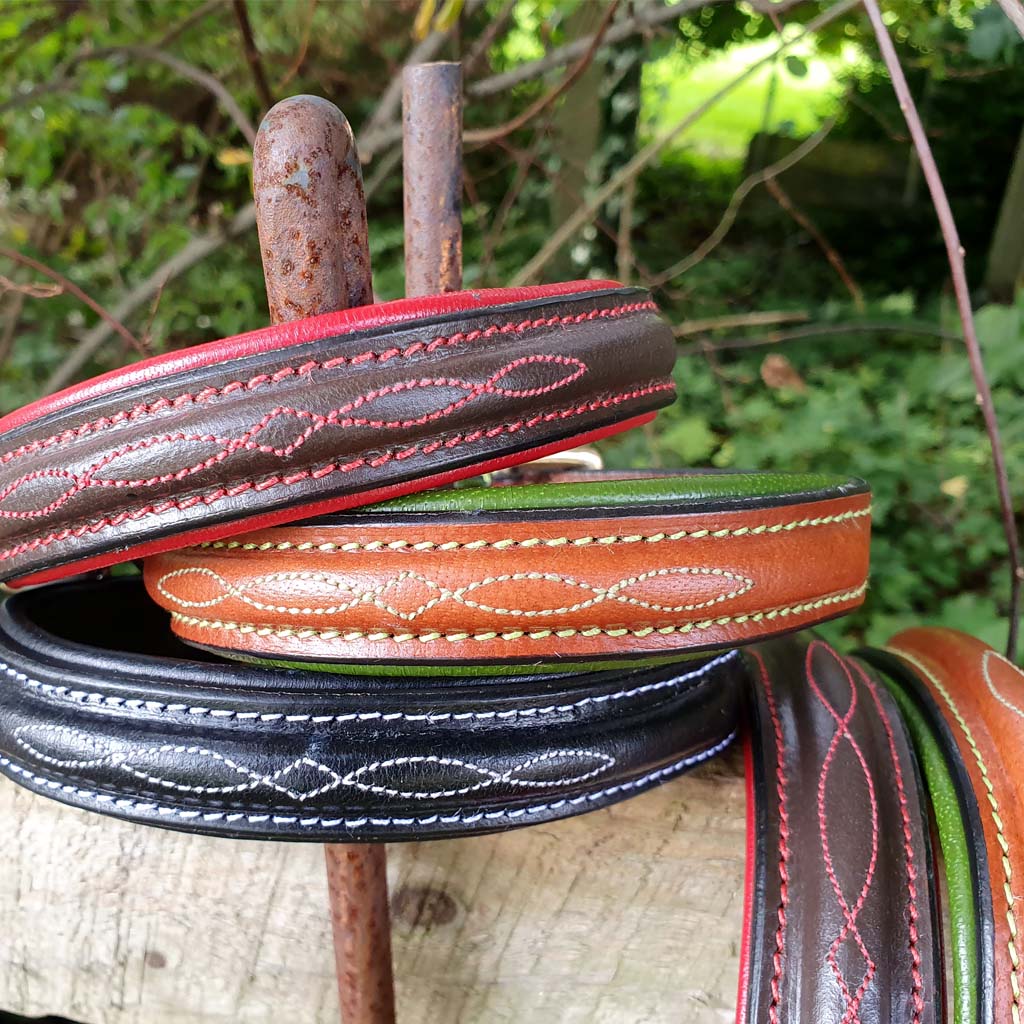 'THE BIBURY' Stitched Leather Padded Dog Collar - Tan and Green